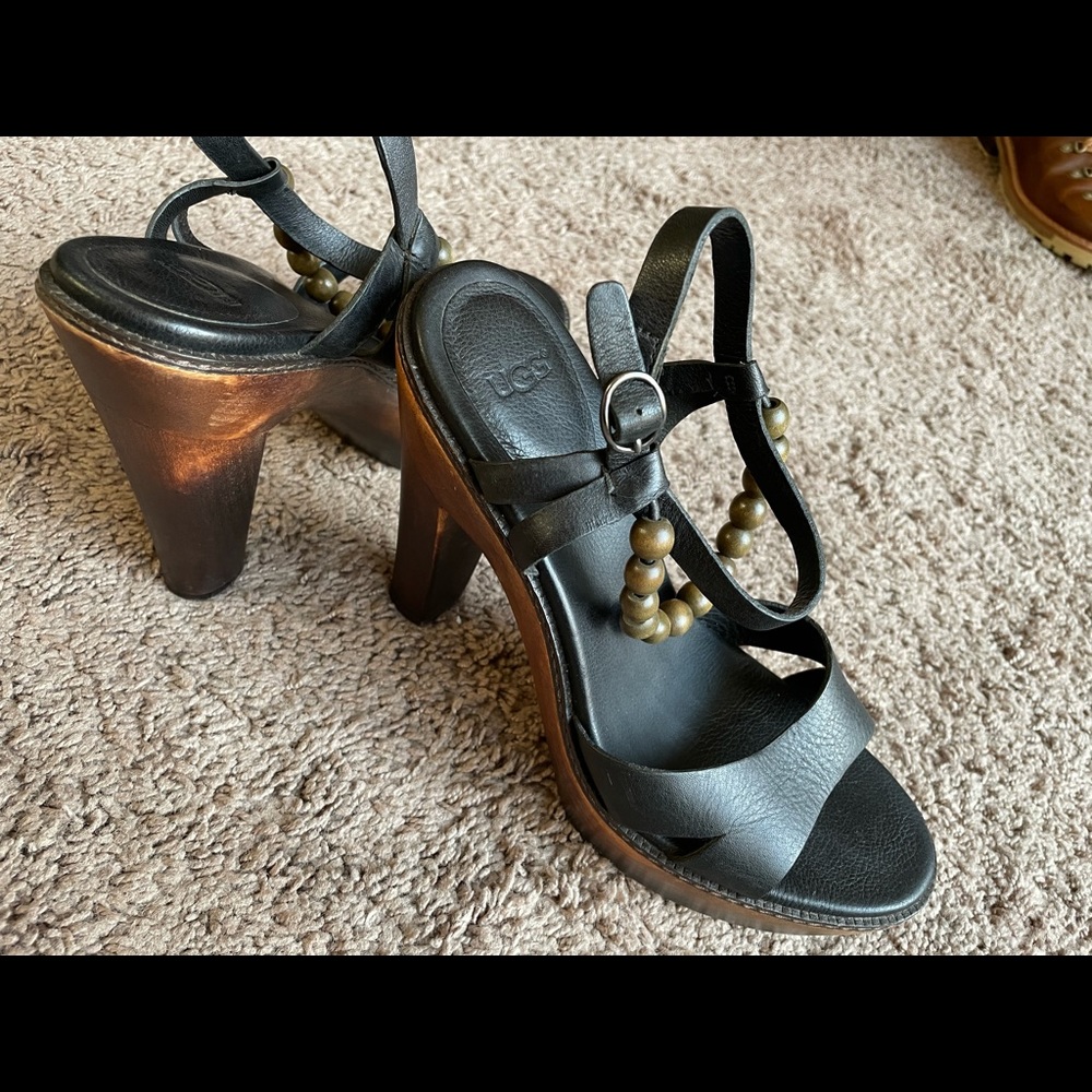 UGG “Naima” Leather Platform High Heel - Picture 13 of 16